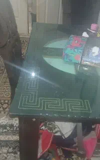 میز غذا خوری با صندلی درحد نو