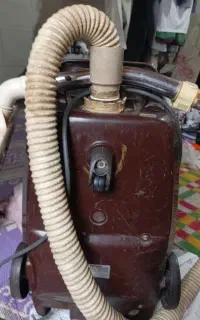 فروش جارو برقی ژاپنی دسته دوم پول لازم دارم