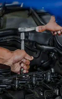 مکانیک سیار.     روشن کردن خودرو در محل