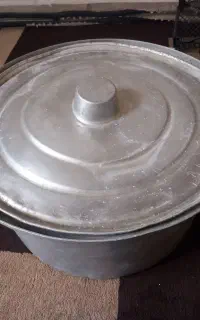دیگ بزرگ