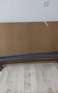 دو عدد چوب نئوپال مختص تخت خواب همراه سه عدد پایه