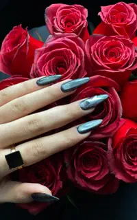 تخفیف ویژه کاشت ناخن