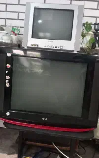 دودستگاه تلوزیون سالم