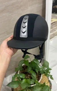 کلاه سوارکاری چرم و مخمل شهاب