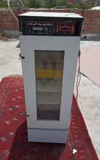 دستگاه جوجه کشی