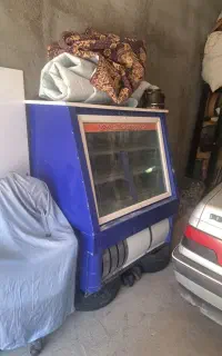 یخچال ویترینی تمیز در حد نوو با ضمانت کار