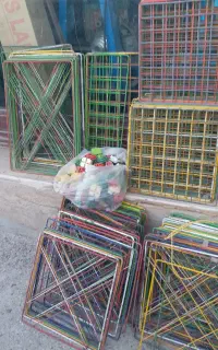 قفسه فلزی رنگی