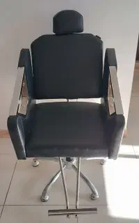 صندلی میکاپ و آرایشگاهی مناسب مردانه و زنانه