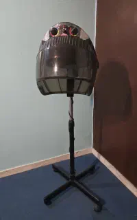 سشوار کلاهی آرایشگاه