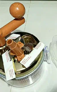 دستگاه خورد کن دستی