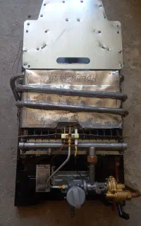 آبگرمکن ایرانشرق مدل ۳۱۱۵بوتانی خشک کم فشار بادوام