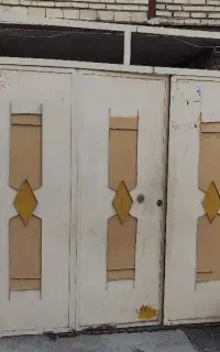 درب حیاط سه لنگه ۲/۴۰ در ۲/۴۰
