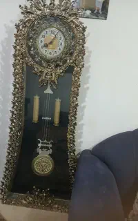ساعت ایستاده کاملا سالم