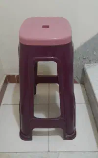 چهار پایه پلاستیکی