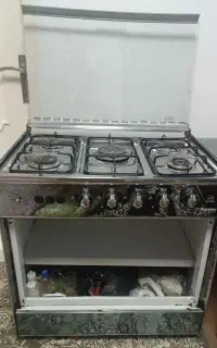 اجاق گاز کار کرده پنج شعله