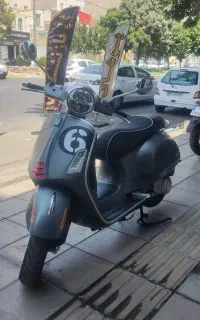 vespa GTS 300