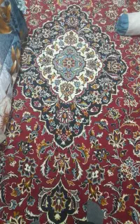 فرش درحد نو  سالم قیمت ۴ تومن