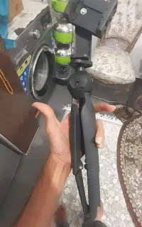 ۳ پایه تاشوی نگه دارنده ی انواع گوشی و دوربین