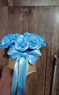گل مصنوعی روبانی