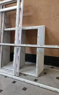 درب و پنجره UPVC