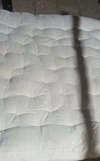 تشک پنبه دوخته تمیز نو  ۲۱۰*۱/۶۰