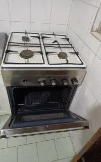 اجاق گاز فر دار سالم