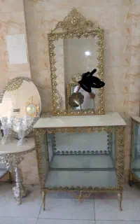 آینه و کنسول