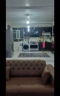اپارتمان هشت بنگله طبقه بالا متراژ ۱۲۰ متر