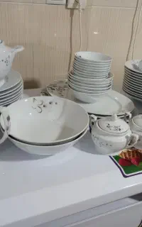 سرویس غذا و میوه خوری