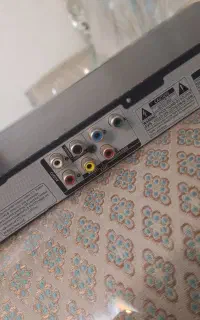 DVD کاملا نو و سالم با کنترل