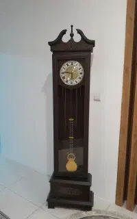 ساعت ایستاده در حد نو