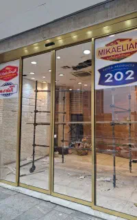 تعمیرجک پارکینگ و درب شیشه‌ای سراسر تهران