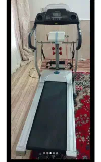 تردمیل‌ چندکاره مارک تاپ فرم تحمل ۱۰۰قدمکاه هست