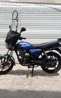 موتور سیکلت همتاز XTM200 مدل ۱۴۰۴ طرح باکسر