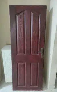 درب فروشی بهمراه دستگیره