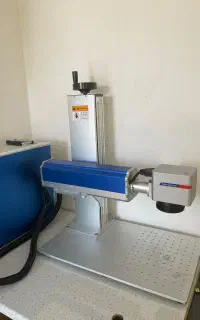 دستگاه لیزر طلا و فلزات