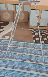 چهار پایه فلزی