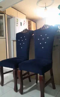 صندلی کاملا سالم و تمیز