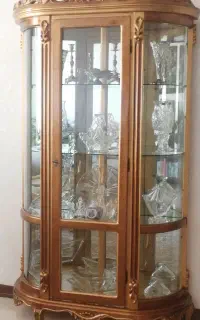 ویترین و بوفه