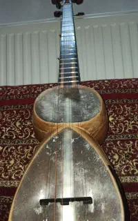 تار آذری