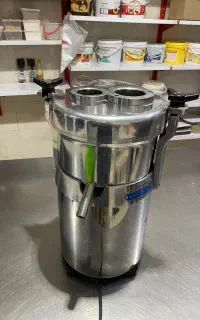 آبمیوه گیری صنعتی