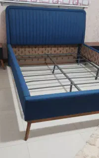 سرویس اتاق خواب و مبل و میز نهار خوری