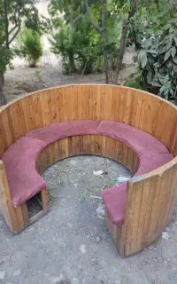 تخت گرد واسه دور همی