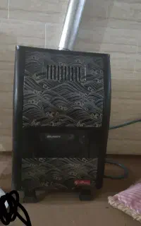 بخاری گازی با لوله بخاری سالم سالم در حد نو