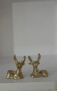 بچه گوزن برنز