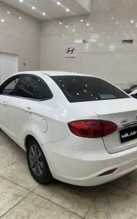 جک j4 صفر (حامی خودرو)