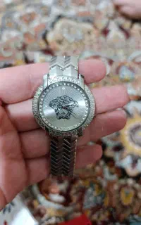 دو عدد ساعت