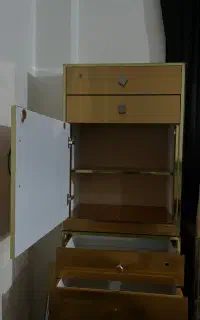 کمدکمددوکشو ویک درب کابینتی قفل دار های گلاس طلایی