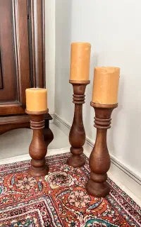 جا شمعی چوبی با شمع
