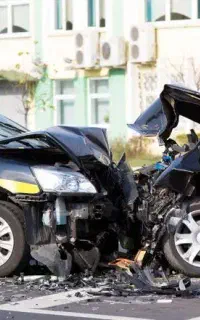 بیمه شخص ثالث موتورسیکلت و اتومبیل